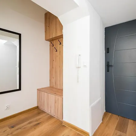 Krochmalna Welcoming By Bookinghost Apartamento