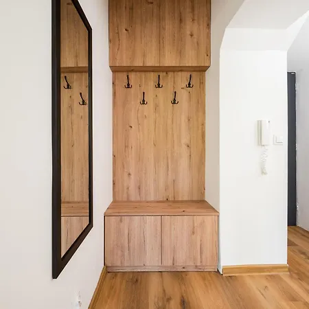 Krochmalna Welcoming By Bookinghost Apartamento