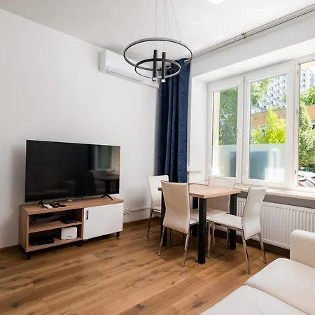 Krochmalna Welcoming By Bookinghost *